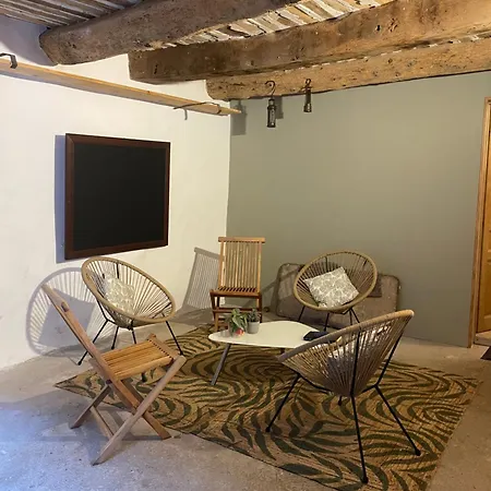 In Medieval Bed & Breakfast Cereste